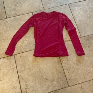 Nike Fit long-sleeve bright pink athletic shirt. XS fitted style.